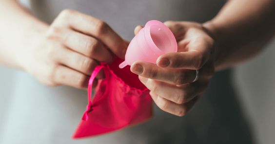 Менструальная чаша: преимущества, недостатки и правила использования