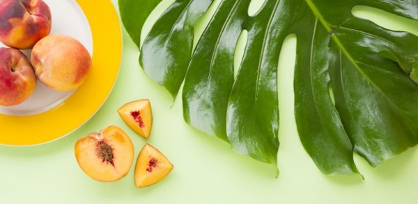 Персики: польза, вред, калорийность и можно ли при грудном вскармливании