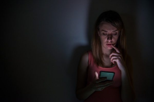 Осторожно, Интернет: почему нельзя хранить и отправлять интимные фото