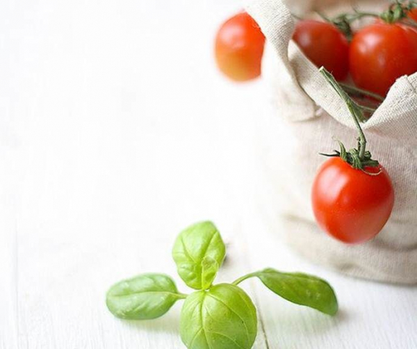 10 причин, почему есть помидоры полезно