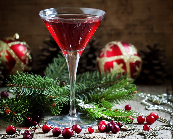 Новогодние напитки: топ-5 рецептов праздничных коктейлей