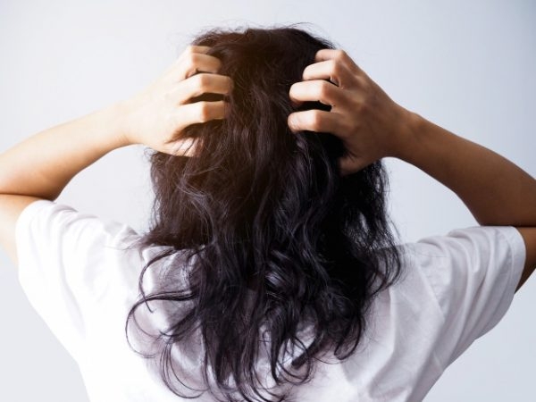 Как укрепить волосы: 7 продуктов против выпадения волос + опыт редактора