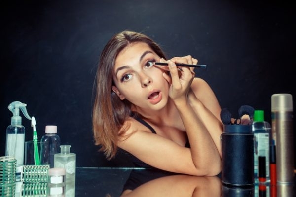 Только не это: главные антитренды макияжа 2021
